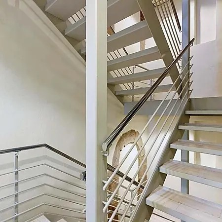 Hotel Roessli 3*