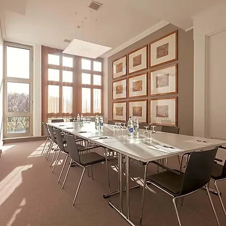 Ema House Hotel