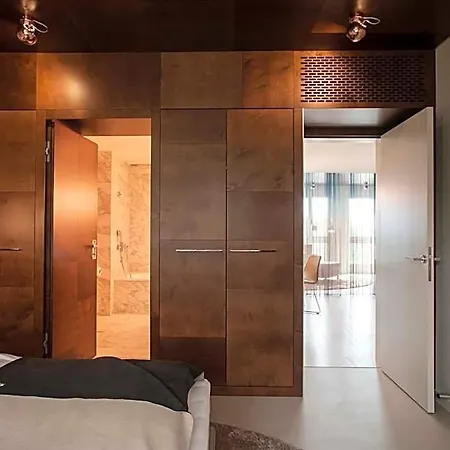 Ema House Hotel