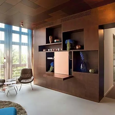 Ema House Hotel