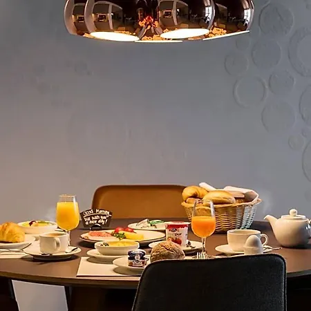 Hotel Ema House 4*