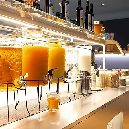 Novotel West Hotel 4*