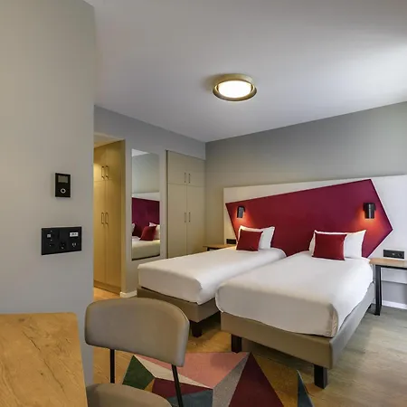 Aparthotel Adagio Center 4*