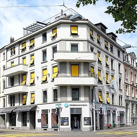 Aparthotel Visionapartments Brandschenkestrasse - Self Check-in 3*