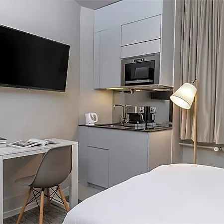 Visionapartments Brandschenkestrasse - Self Check-in 3*