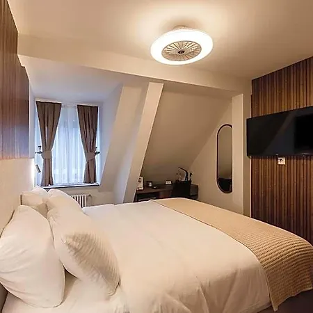 Deluxe Appart&hotel Kreis 4 *