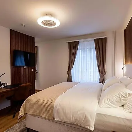 Deluxe Appart&hotel Kreis 4 *