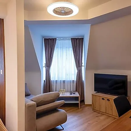 Deluxe Appart&hotel Kreis 4 *