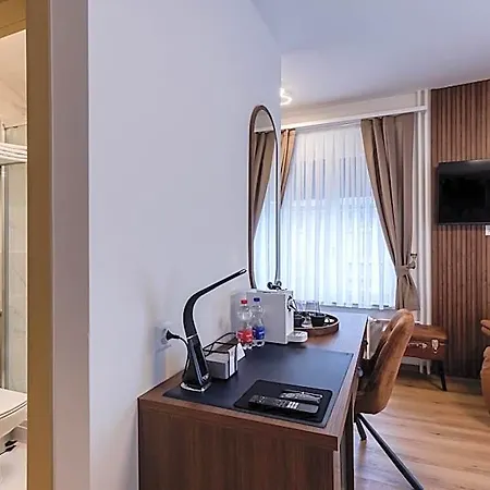 Hotel Deluxe Appart&hotel Kreis 4