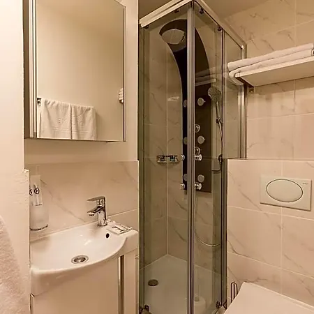 Deluxe Appart&hotel Kreis 4 Hotel