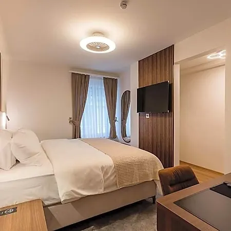 Hotel Deluxe Appart&hotel Kreis 4