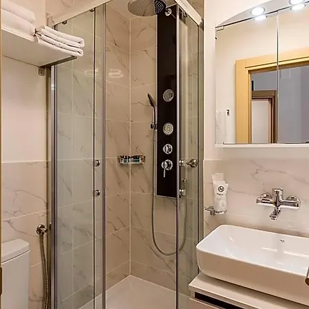 Deluxe Appart&hotel Kreis 4 *