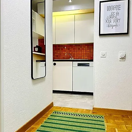 Hotel Neues Mit Terrasse U. Viel Privatsphaere Zurich
