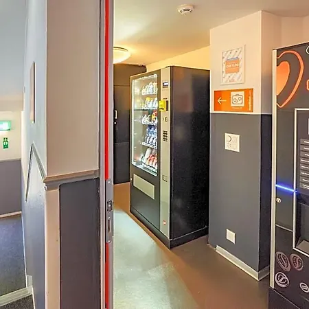 Easyhotel Centre Hotel