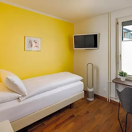 Hotel Familie Hugenschmidt 2*