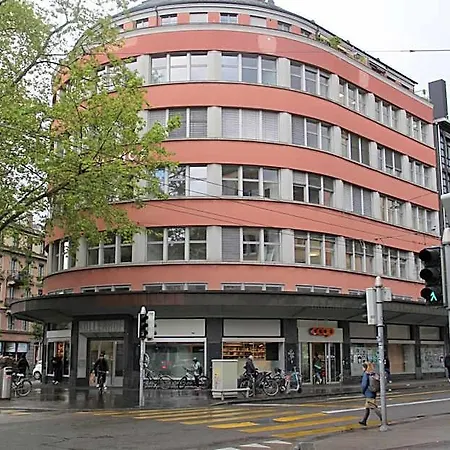 Stay2night Center Hostel