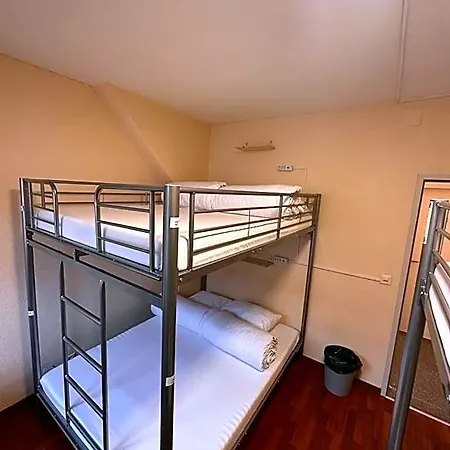 Stay2night Center Hostel