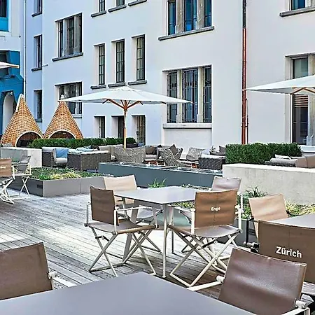One 3* Zurich
