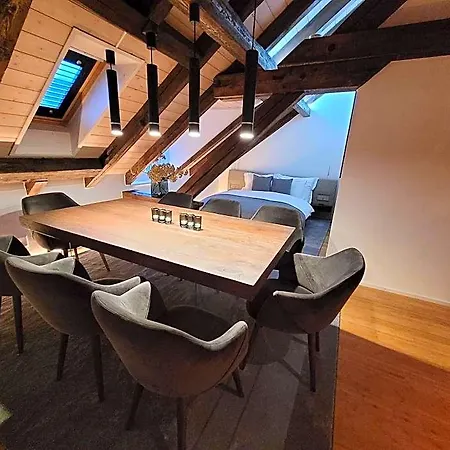 Hotel Le Bijou Lintheschergasse 23 / Hb