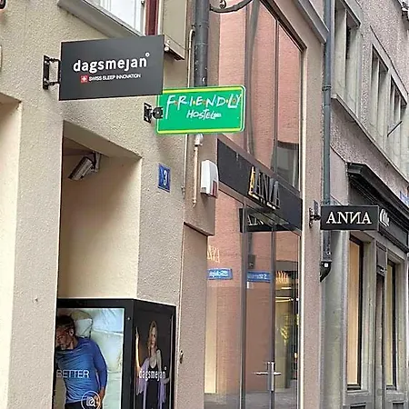 Hostel Friendly