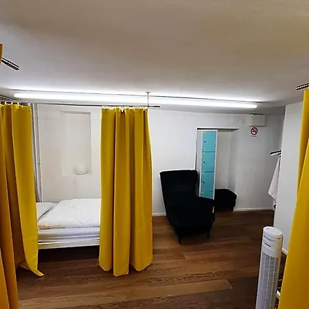 Hostel Friendly *