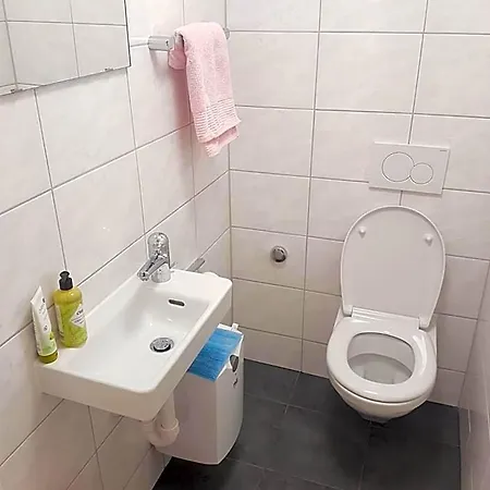 Hostel Friendly *