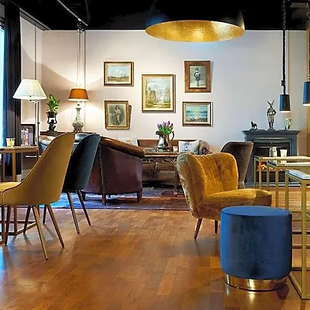 Townhouse Boutique