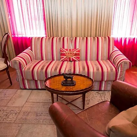 Townhouse Boutique Hotel
