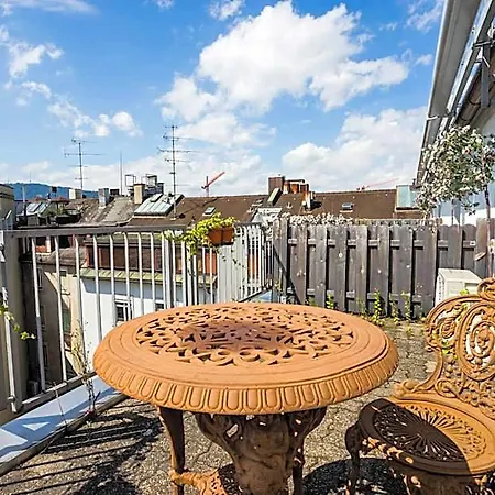 Townhouse Boutique Hotel 3*