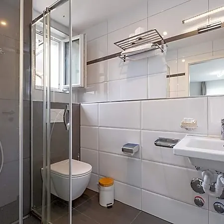 Kernhof Self Check-in Hotel