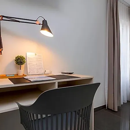 Kernhof Self Check-in Hotel 3*