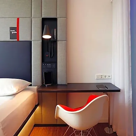 Hotel Citizenm 4*