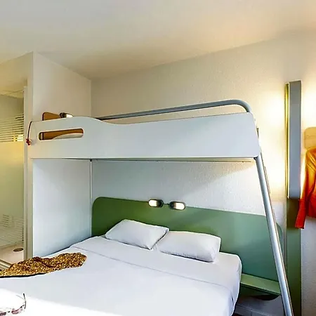 Ibis Budget West