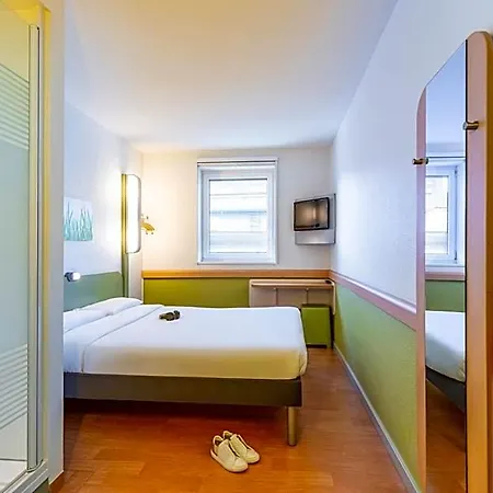 Ibis Budget West * Zurich