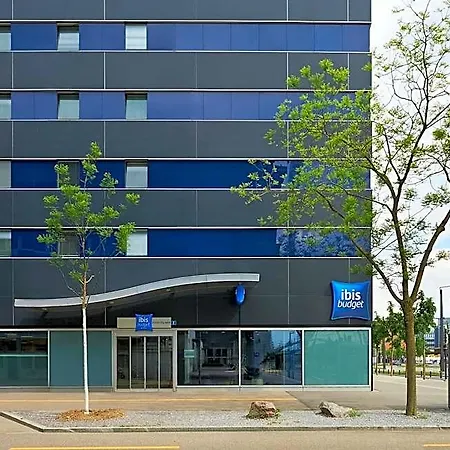 Ibis Budget West * Zurich