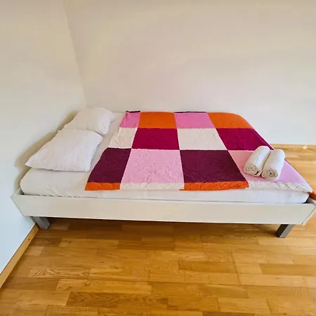 Apartment Large Flats, Center - Schd Zurich