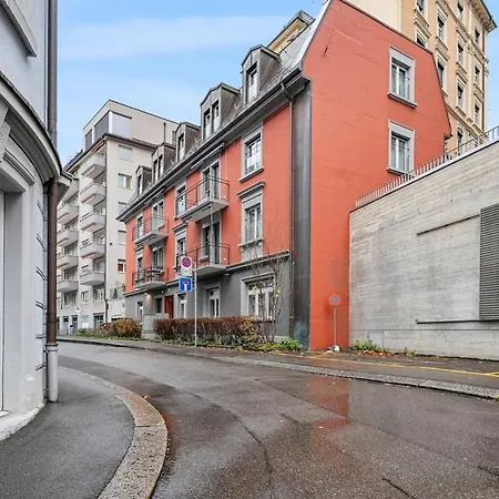 Apartment Cozy 1br In Center - Color 31 Zurich