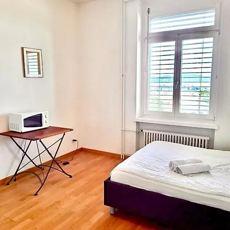 Flat - Close To Hb Uni Apartment