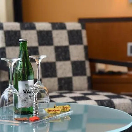 B_smart Hotel 4*