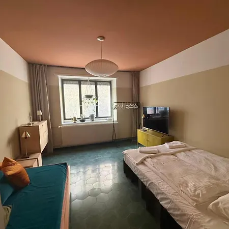 Guest house Zentrales Im Kreis 4 Fuer Jung Lovers