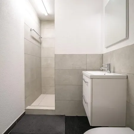 Compact With Easy Access And Near Center Zurich