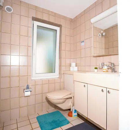 Compact With Easy Access And Near Center Holiday home Zurich