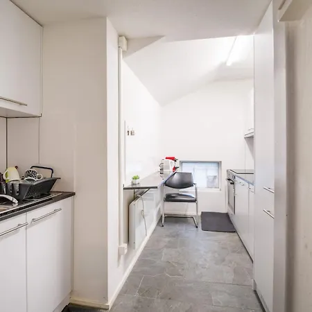 Compact With Easy Access And Near Center Holiday home