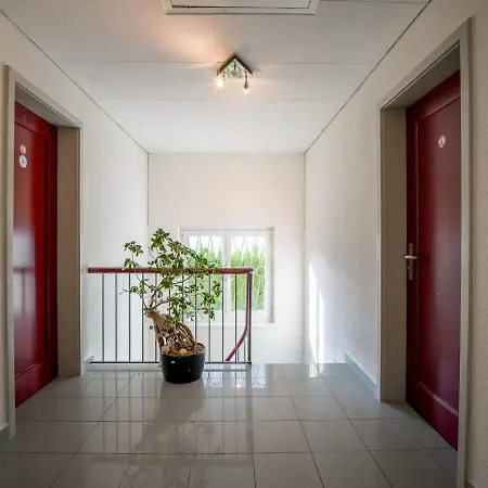 Compact With Easy Access And Near Center Holiday home Zurich