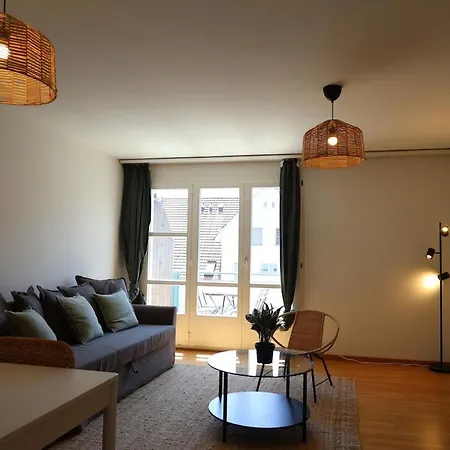 Bright & Practical 2br Near Center Apartment Zurich