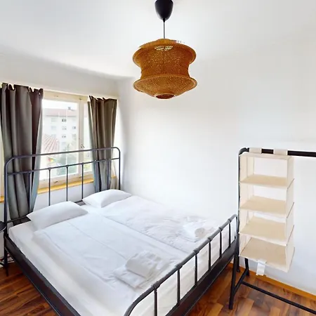 Charming 3 Bedroom Retreat *