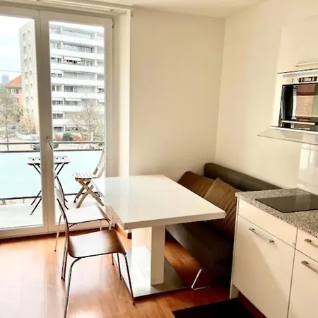 2 Center Flats With Balcony - Hildab Apartment