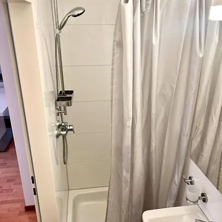 Apartment 2 Center Flats With Balcony - Hildab *