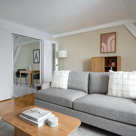 Apartment Honey - Stylish 2,5 In *
