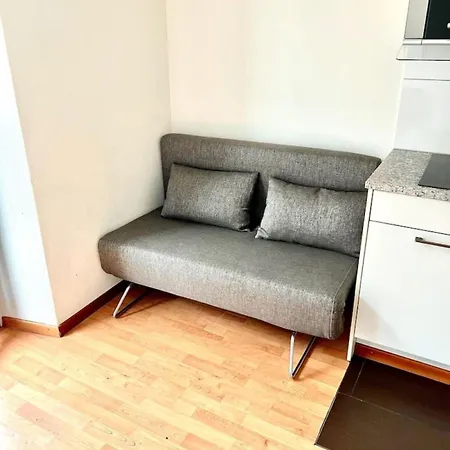 2 Center Flats With Balcony - Hildab * Zurich